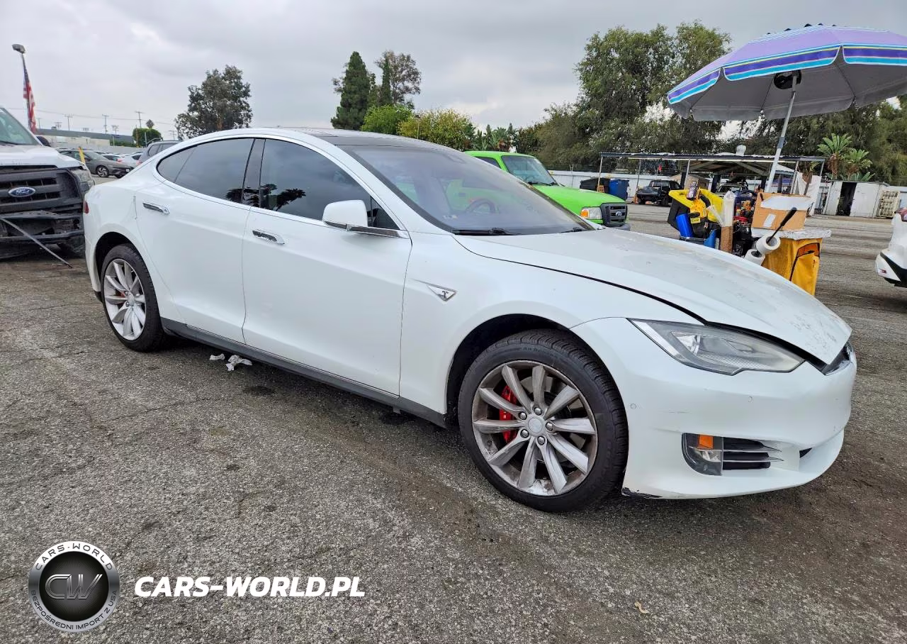 2014 Tesla Model S VIN:5YJSA1H15EFP65027 - 4