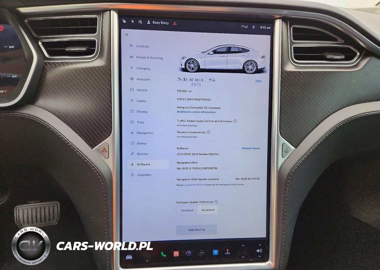 2014 Tesla Model S VIN:5YJSA1H15EFP65027 - 9