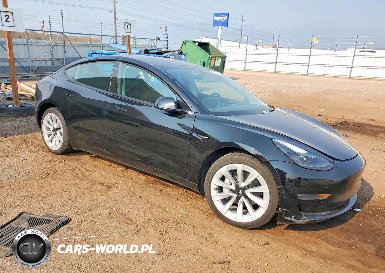 2022 Tesla Model 3 VIN:5YJ3E1EB8NF129403 - 4
