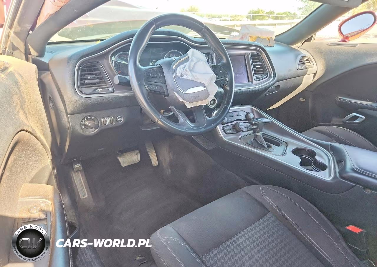 2017 Dodge Challenger Sxt VIN:2C3CDZAG0HH665381 - 8