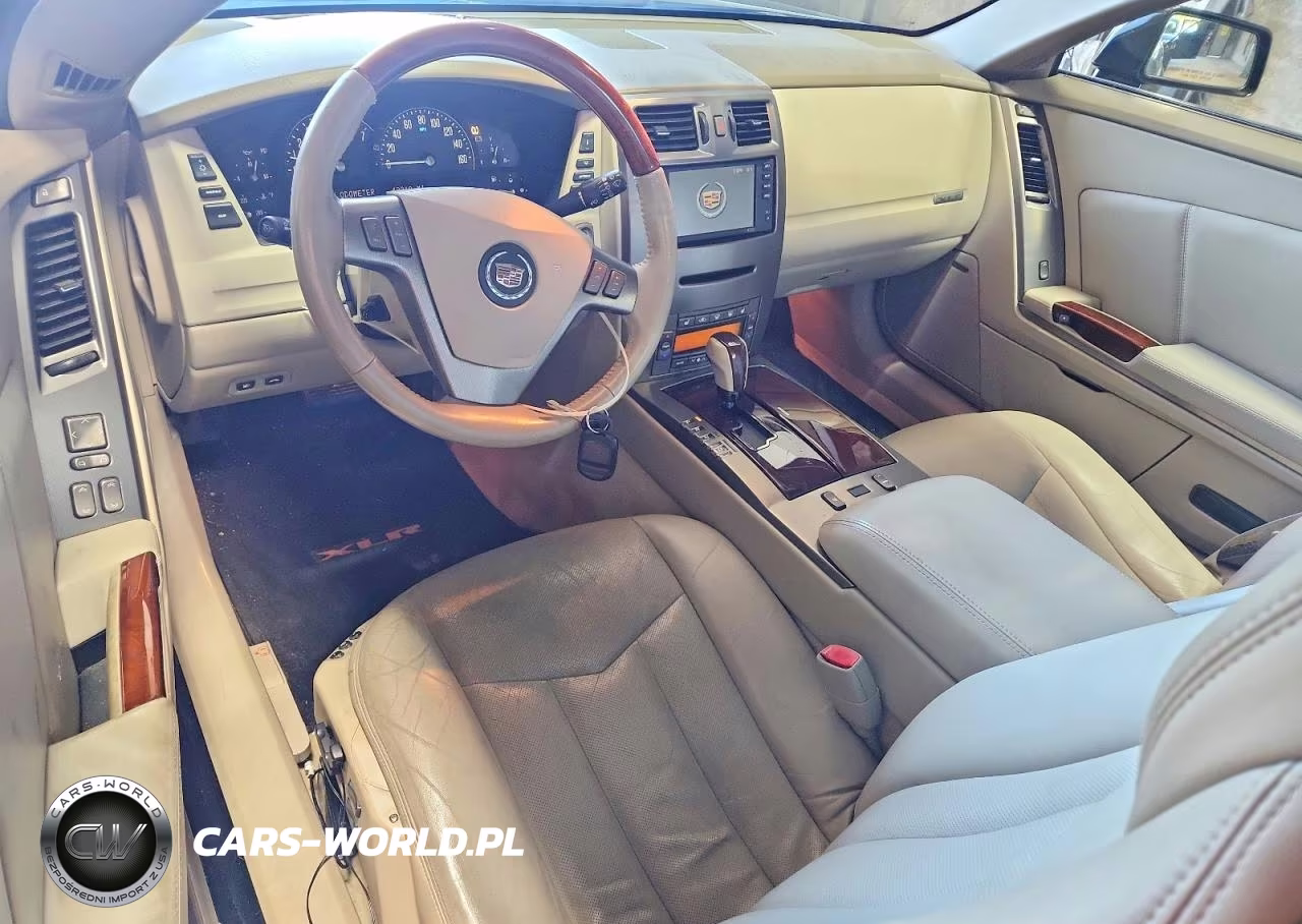 2005 Cadillac Xlr VIN:1G6YV34A555601569 - 8