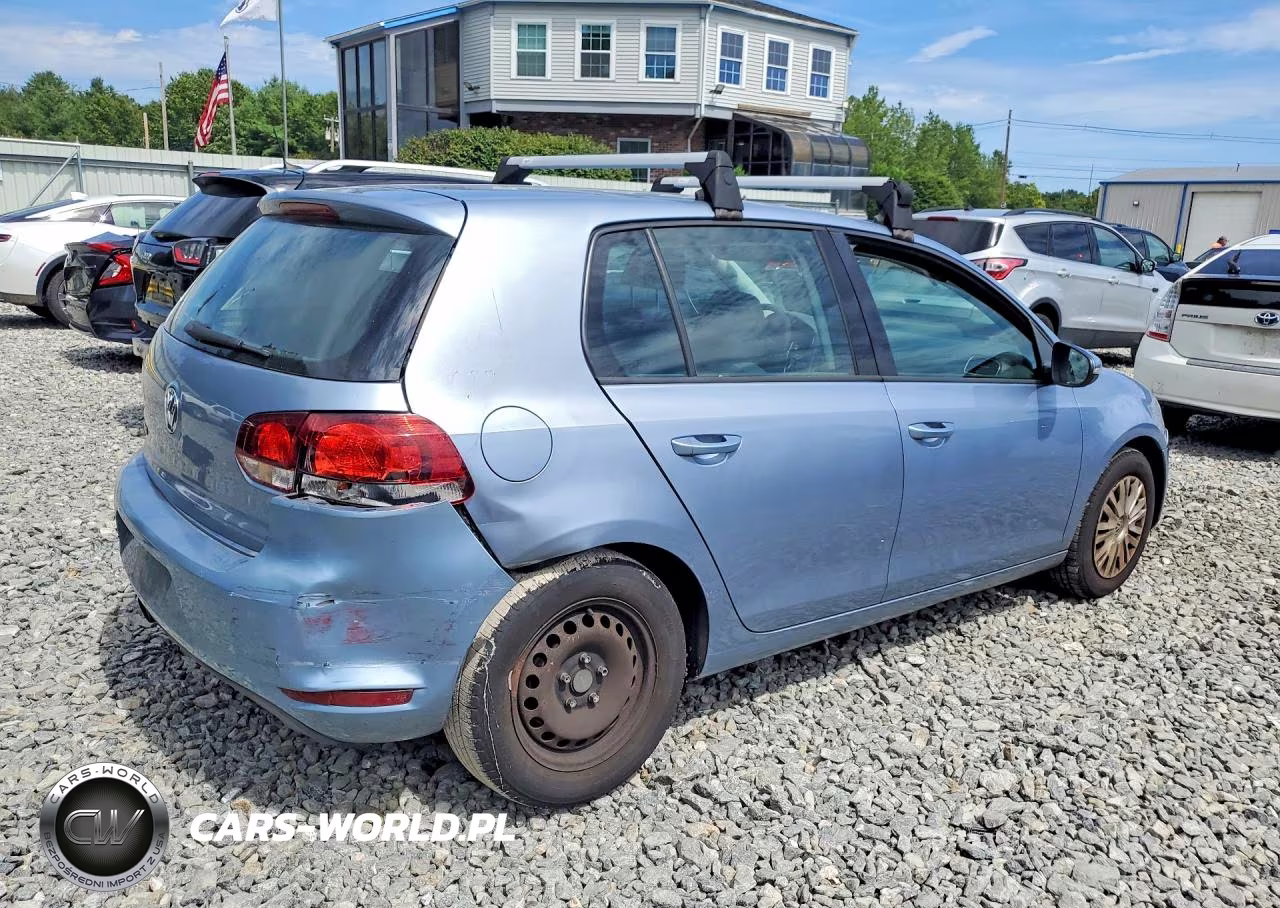 2011 Volkswagen Golf VIN:WVWDA7AJ1BW264486 - 3