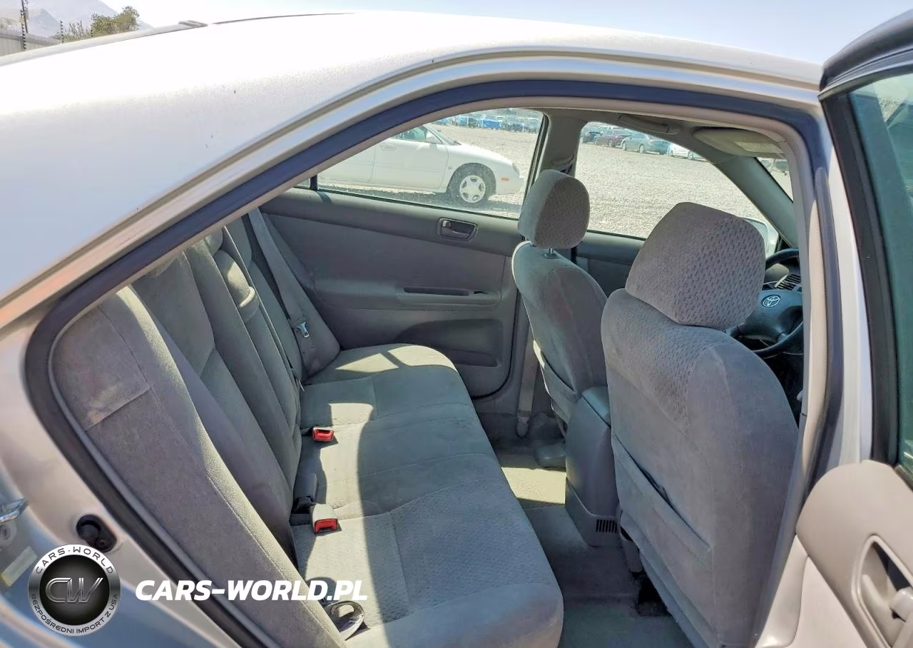 2002 Toyota Camry Le V6 VIN:4T1BF32K22U020698 - 10