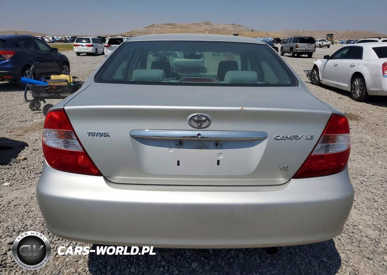 2002 Toyota Camry Le V6 VIN:4T1BF32K22U020698 - 6