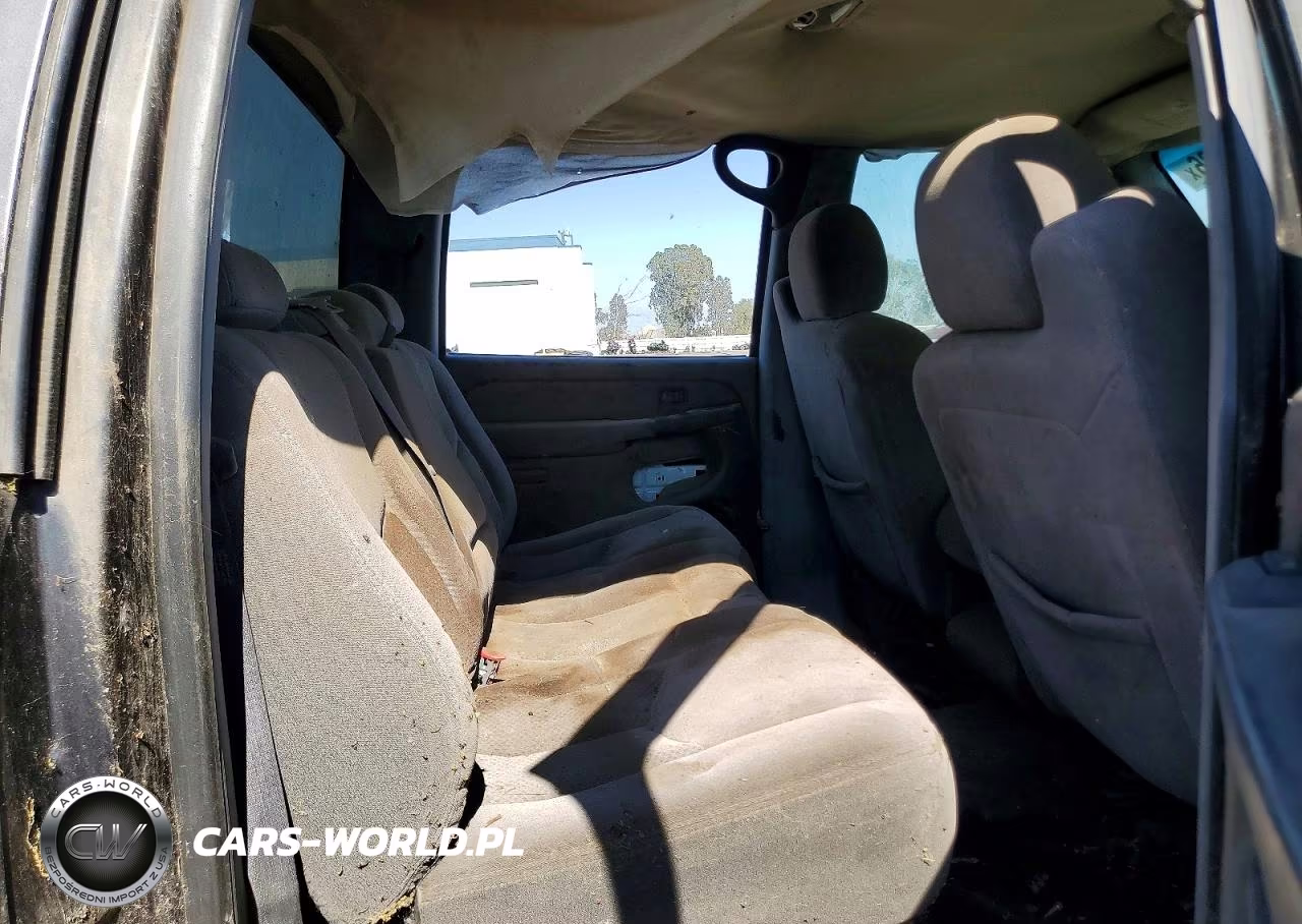2005 Chevrolet Silverado C1500 VIN:2GCEC13T751248816 - 10