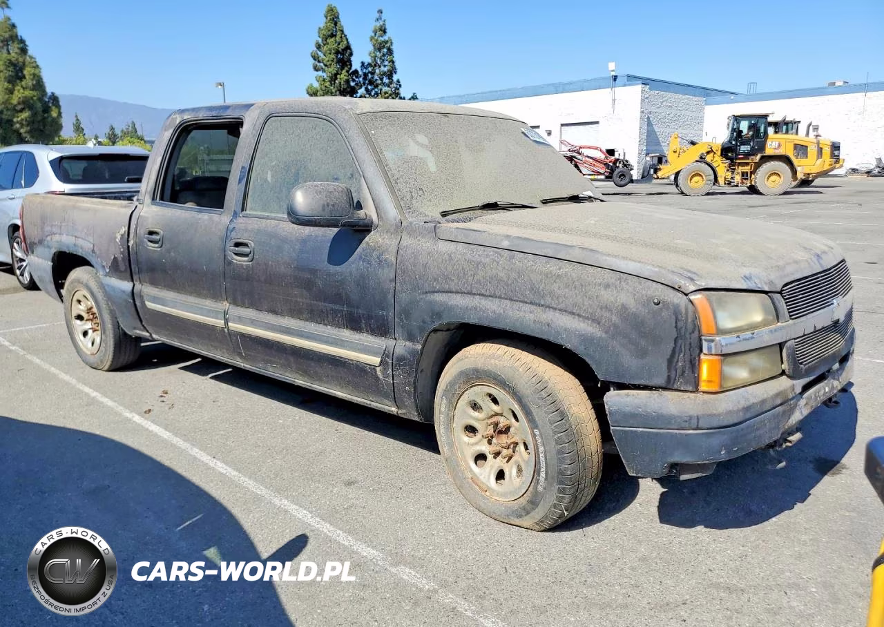 2005 Chevrolet Silverado C1500 VIN:2GCEC13T751248816 - 4