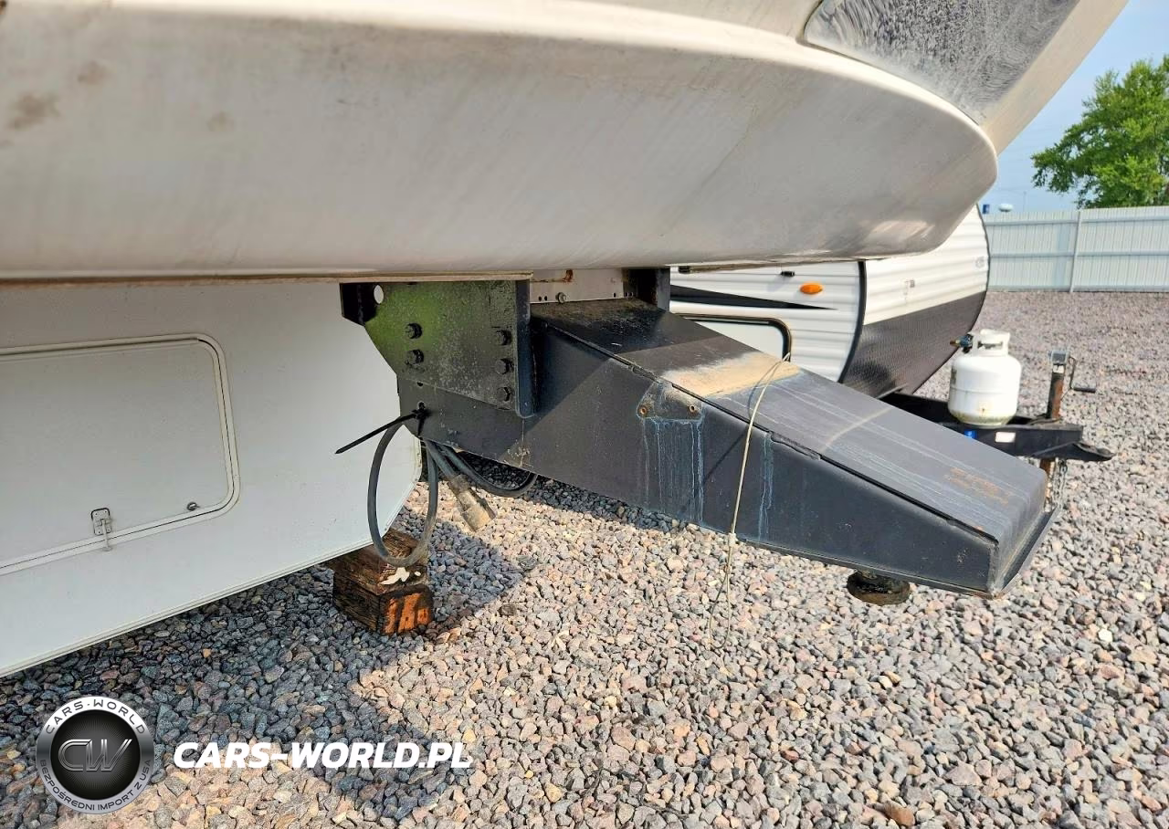 2011 Jayco Eagle Camper VIN:1UJCJ0BU7B1LC0063 - 8