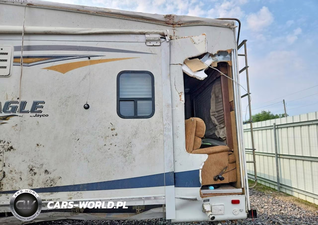 2011 Jayco Eagle Camper VIN:1UJCJ0BU7B1LC0063 - 9