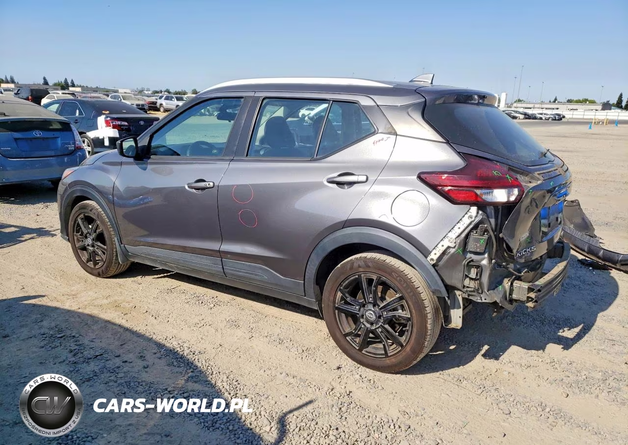 2022 Nissan Kicks Sv VIN:3N1CP5CV4NL530465 - 2
