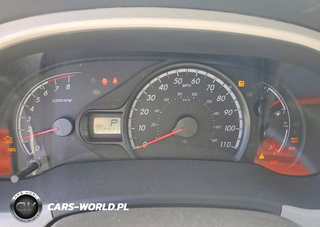 2011 Toyota Sienna Le VIN:5TDKK3DC7BS002790 - 9