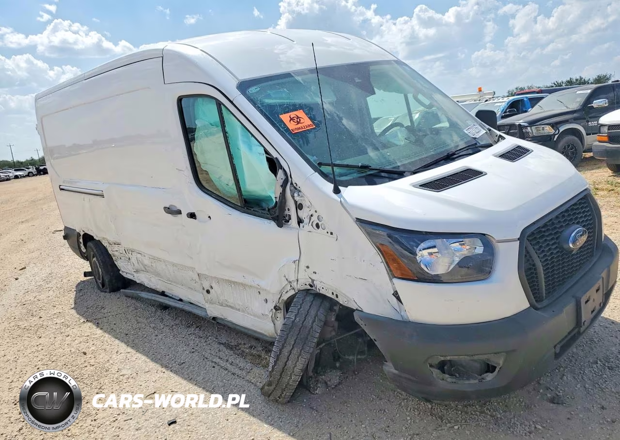 2024 Ford Transit 250 Delivery Van VIN:1FTBR1C85RKB08704 - 4