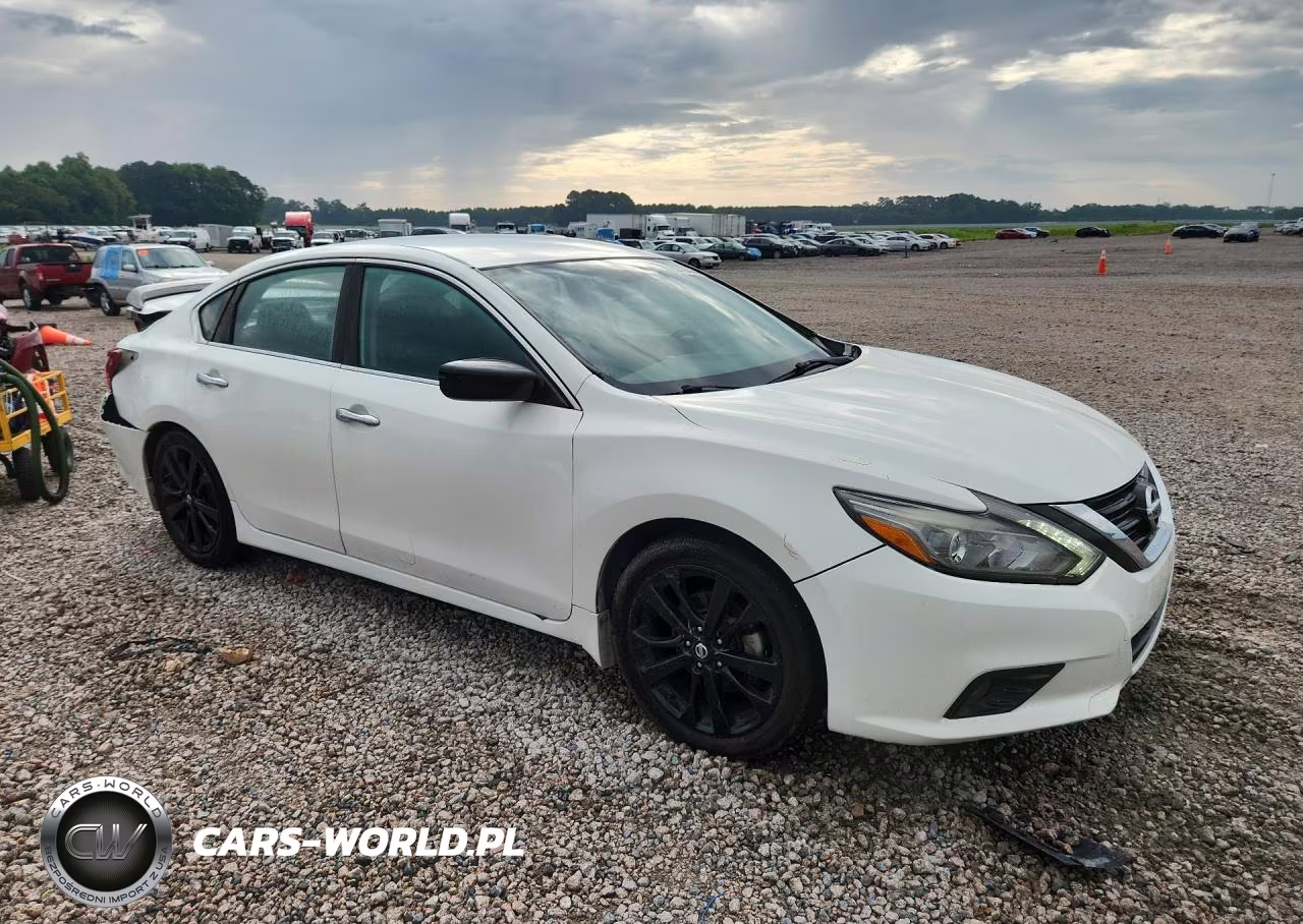 2017 Nissan Altima 2.5 Sr VIN:1N4AL3AP5HC496857 - 4