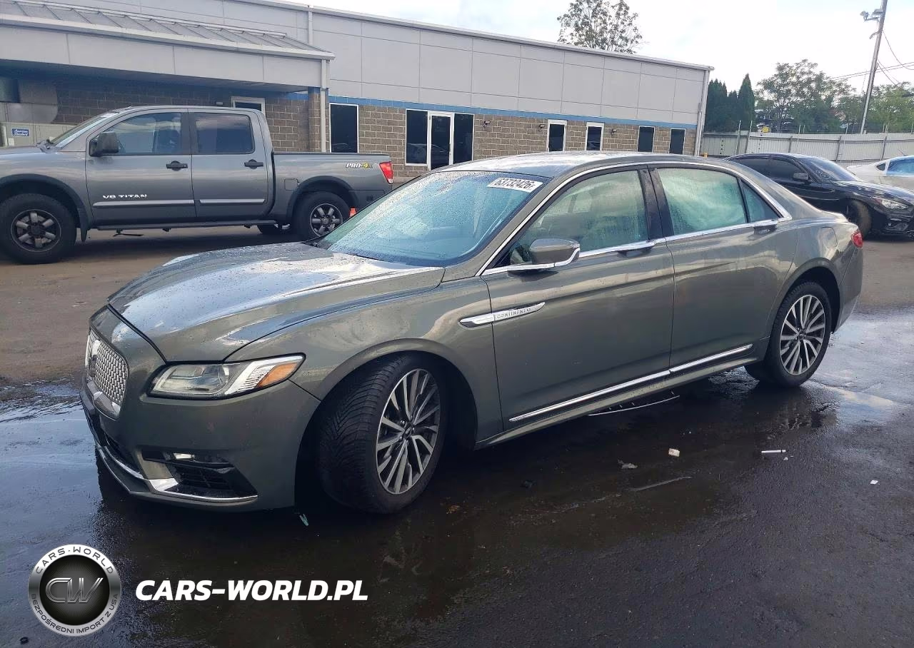 2017 Lincoln Continental Select