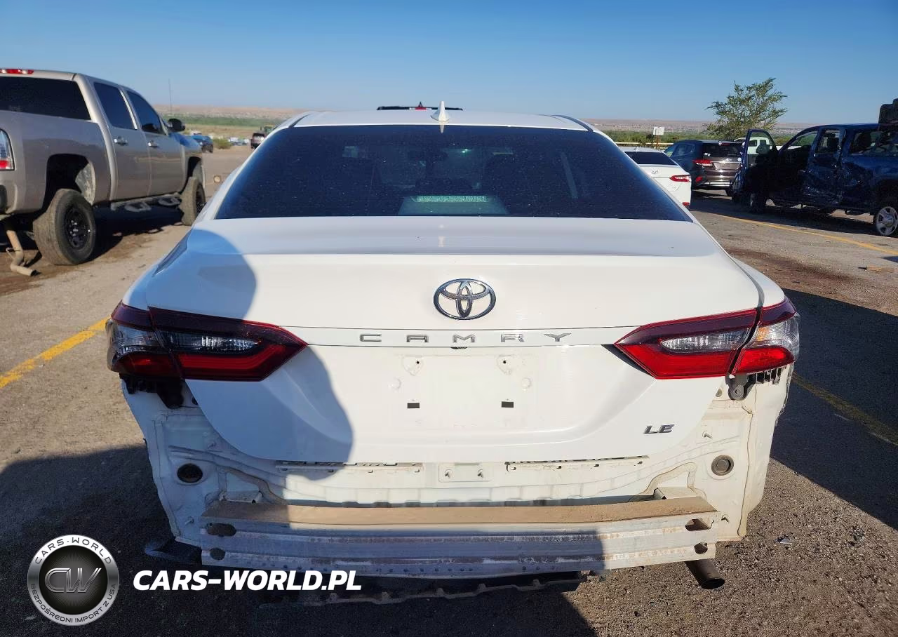 2021 Toyota Camry Le VIN:4T1C11AK9MU605161 - 6