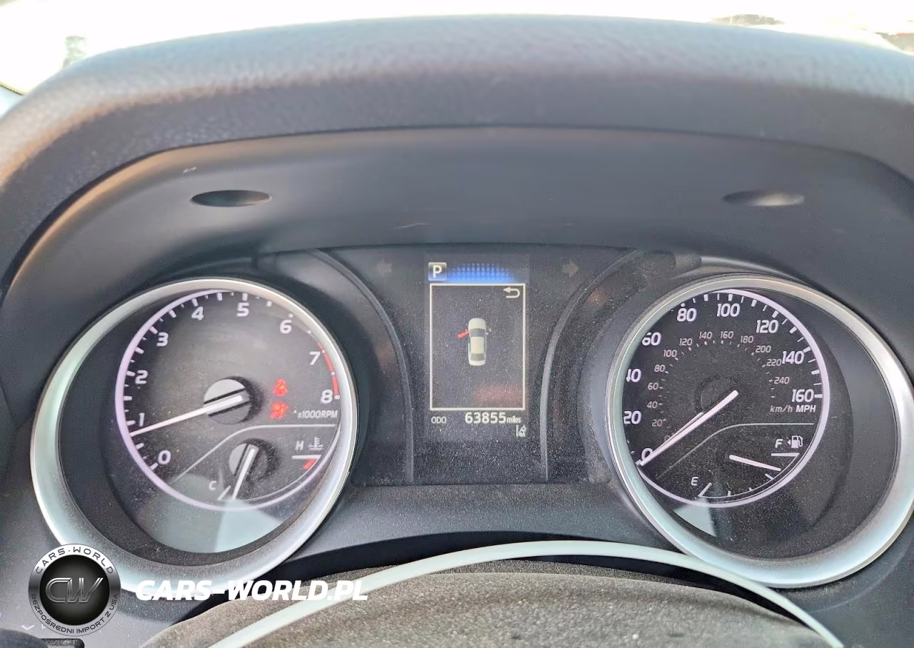 2021 Toyota Camry Le VIN:4T1C11AK9MU605161 - 9