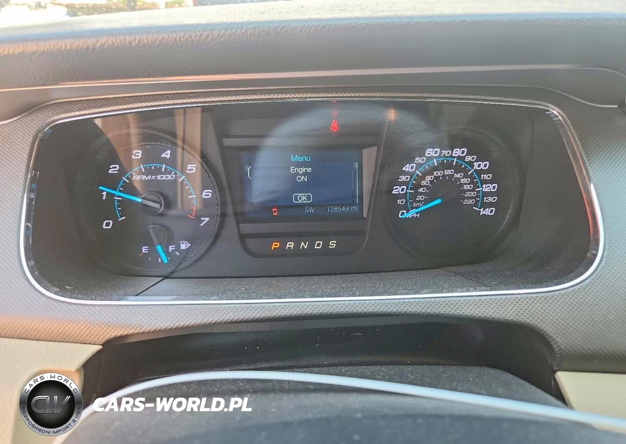 2018 Ford Taurus Se VIN:1FAHP2D87JG133296 - 9