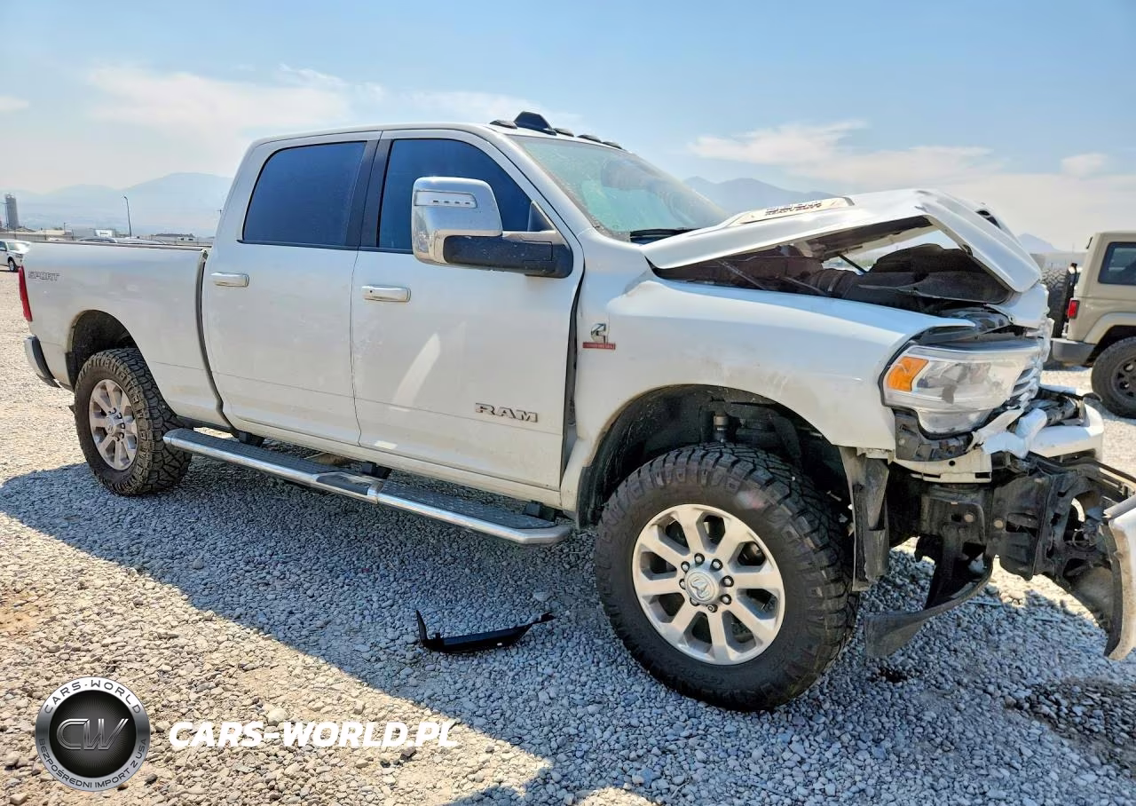 2024 Ram 2500 Laramie VIN:3C6UR5FL2RG145577 - 4