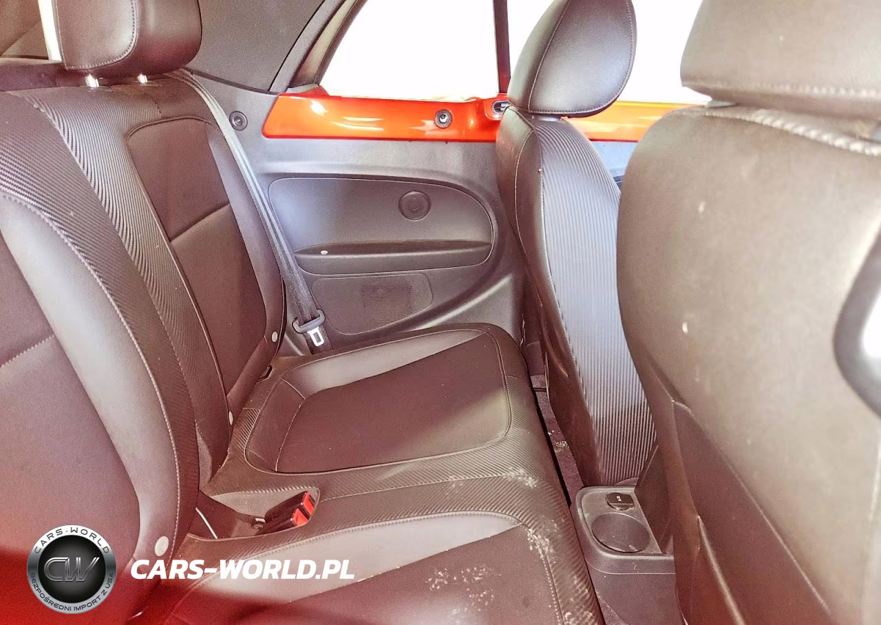 2019 Volkswagen Beetle S VIN:3VW5DAAT5KM501830 - 10