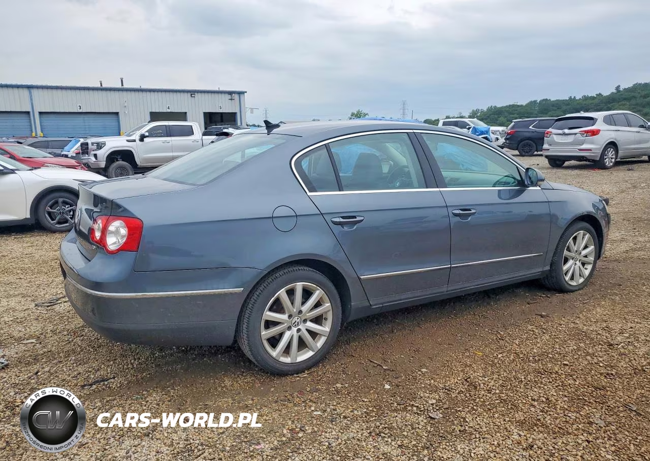 2010 Volkswagen Passat Komfort VIN:WVWJK7AN7AE162763 - 3