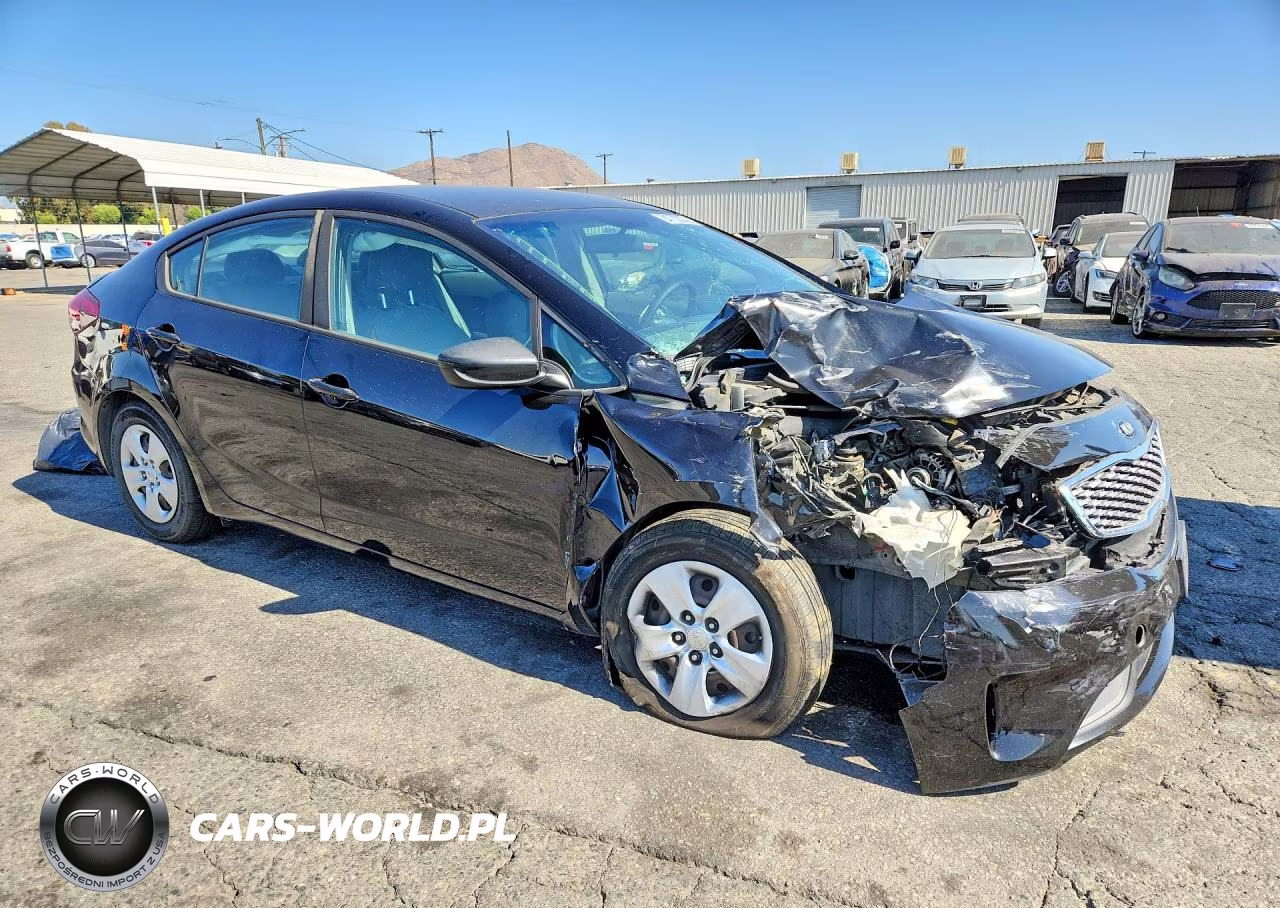 2018 Kia Forte Lx VIN:3KPFK4A72JE242305 - 4
