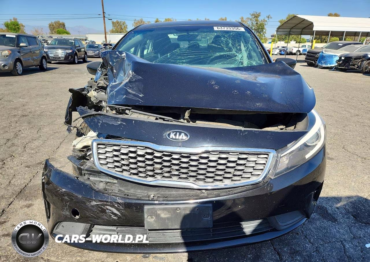 2018 Kia Forte Lx VIN:3KPFK4A72JE242305 - 5