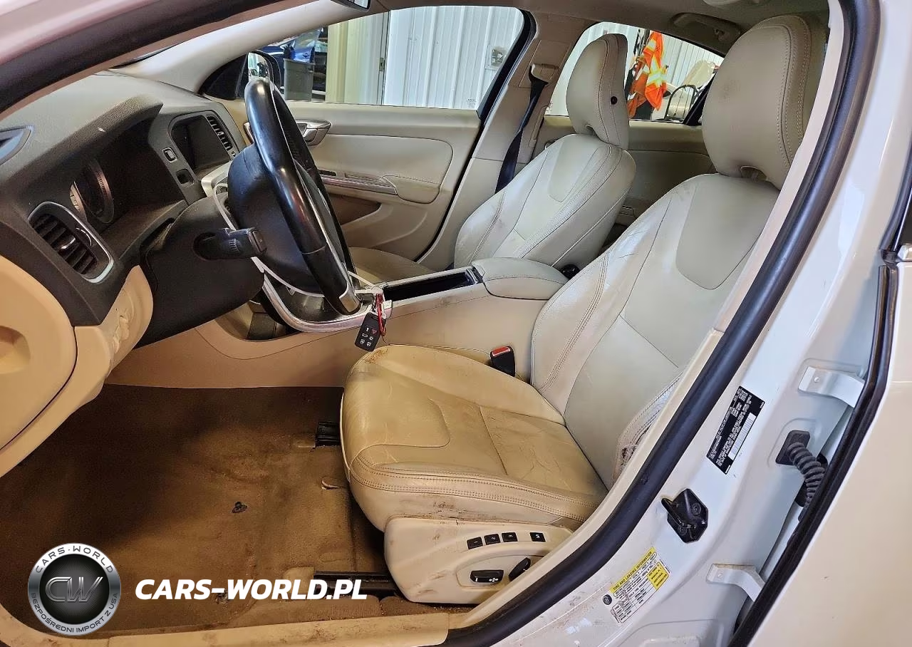 2013 Volvo S60 T5 VIN:YV1612FH9D2184004 - 7
