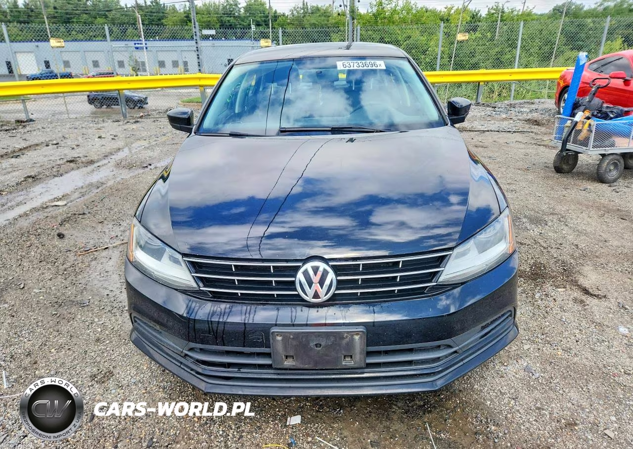 2018 Volkswagen Jetta S VIN:3VW2B7AJXJM240977 - 5