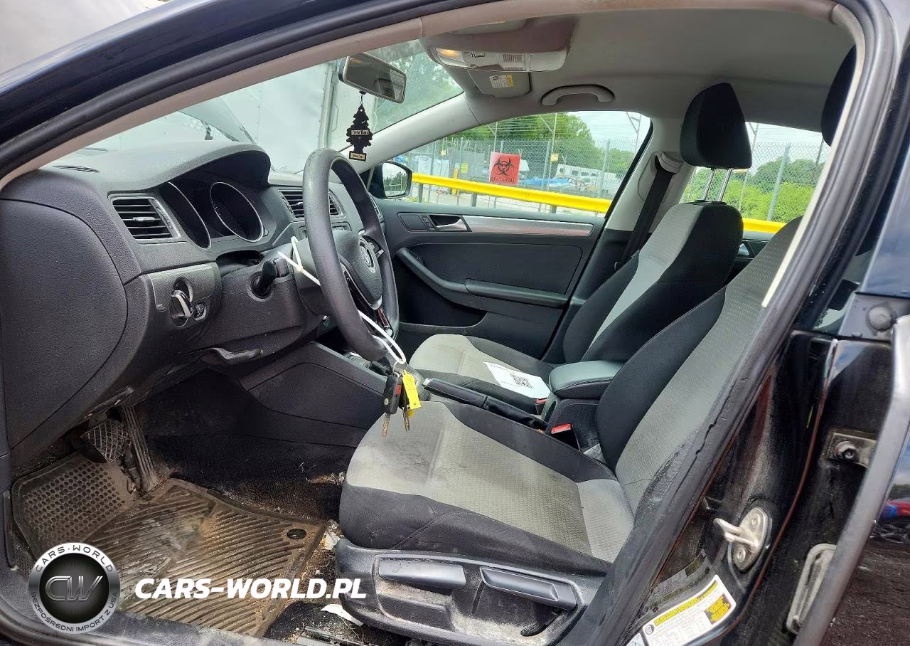 2018 Volkswagen Jetta S VIN:3VW2B7AJXJM240977 - 7