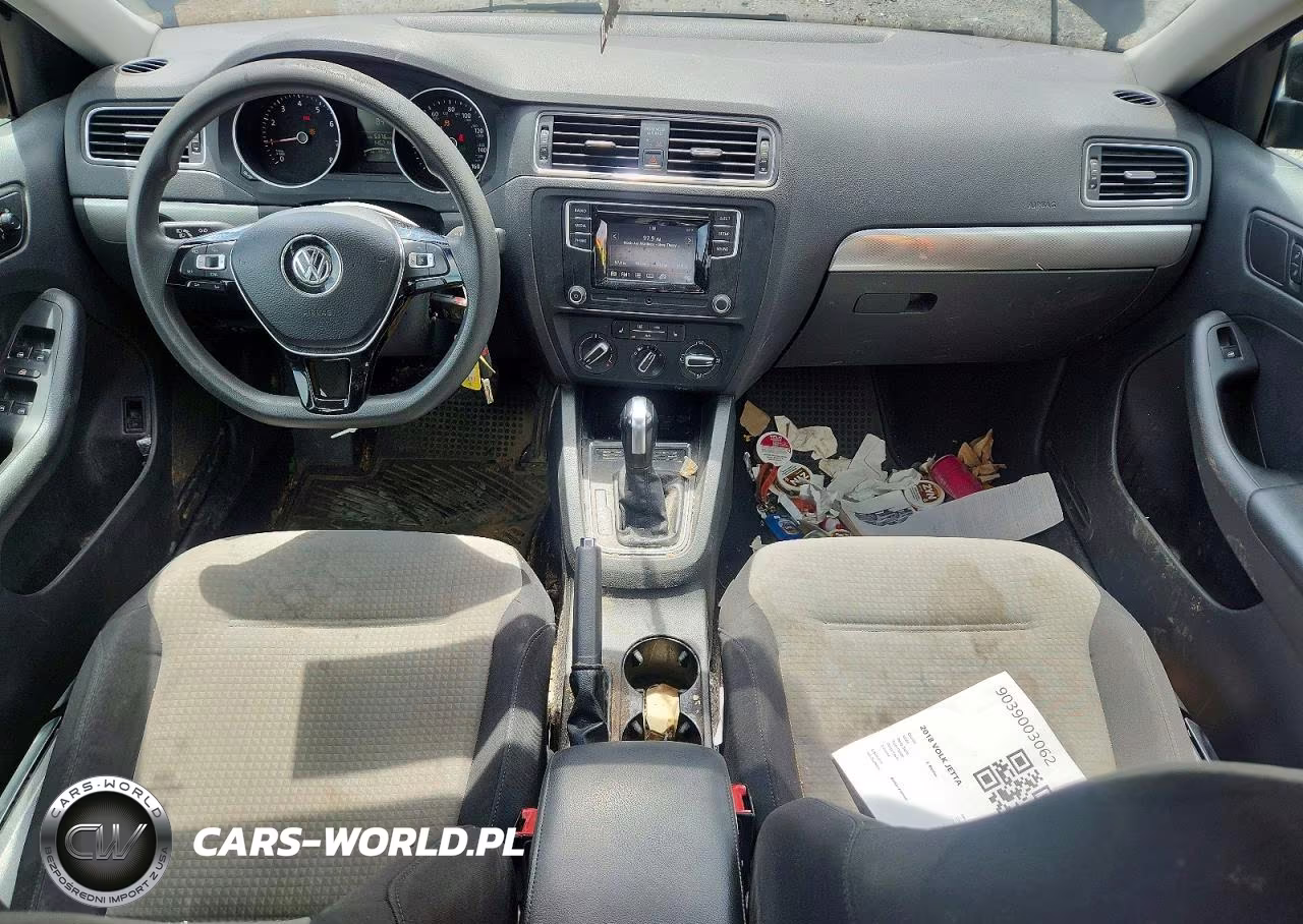 2018 Volkswagen Jetta S VIN:3VW2B7AJXJM240977 - 8