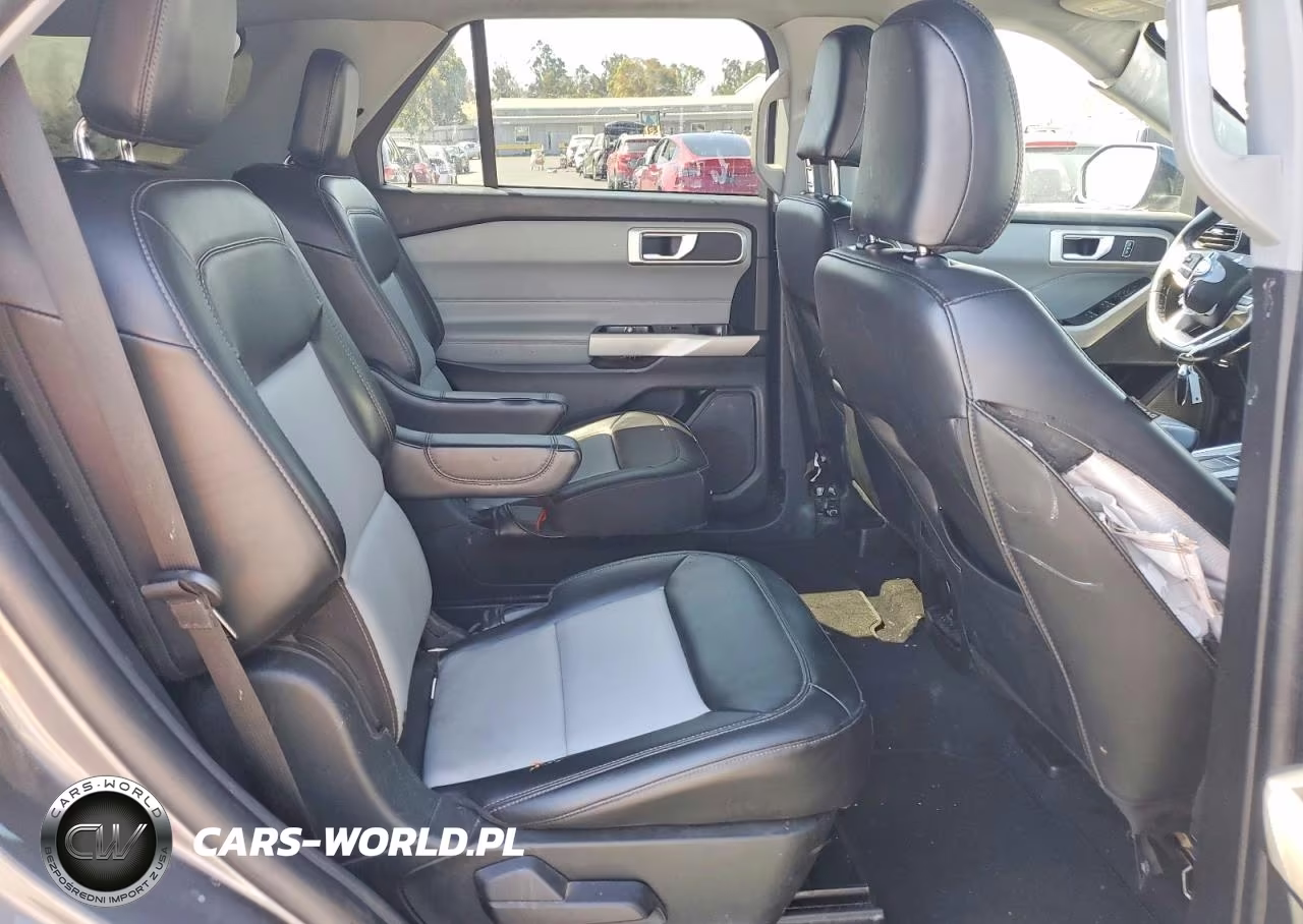 2022 Ford Explorer Xlt VIN:1FMSK8DHXNGB02837 - 11