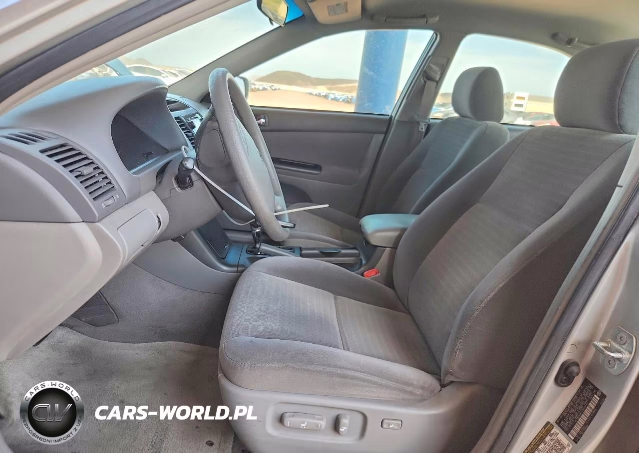 2005 Toyota Camry Le VIN:4T1BE32K75U043742 - 7