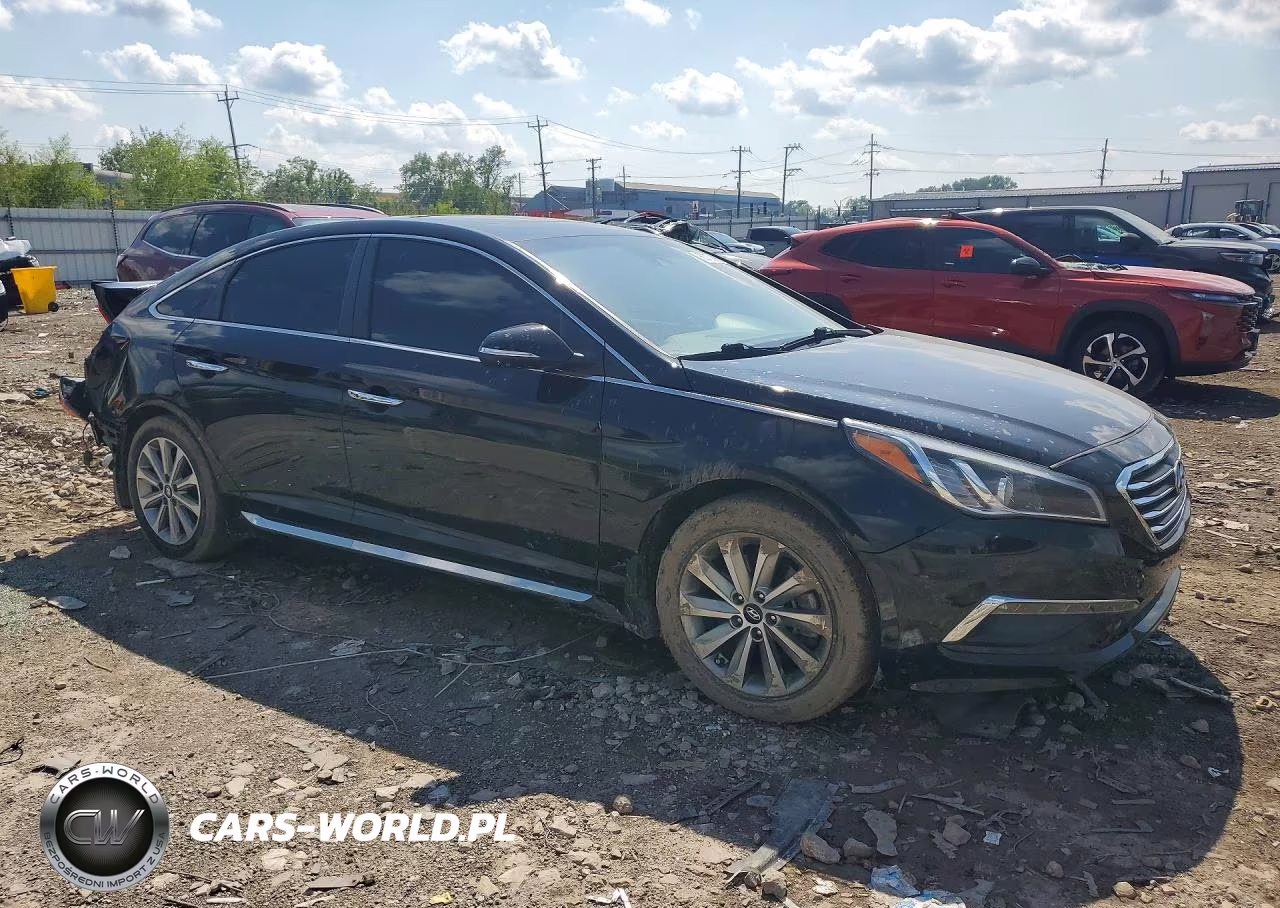 2016 Hyundai Sonata Limited VIN:5NPE34AF2HH523297 - 4