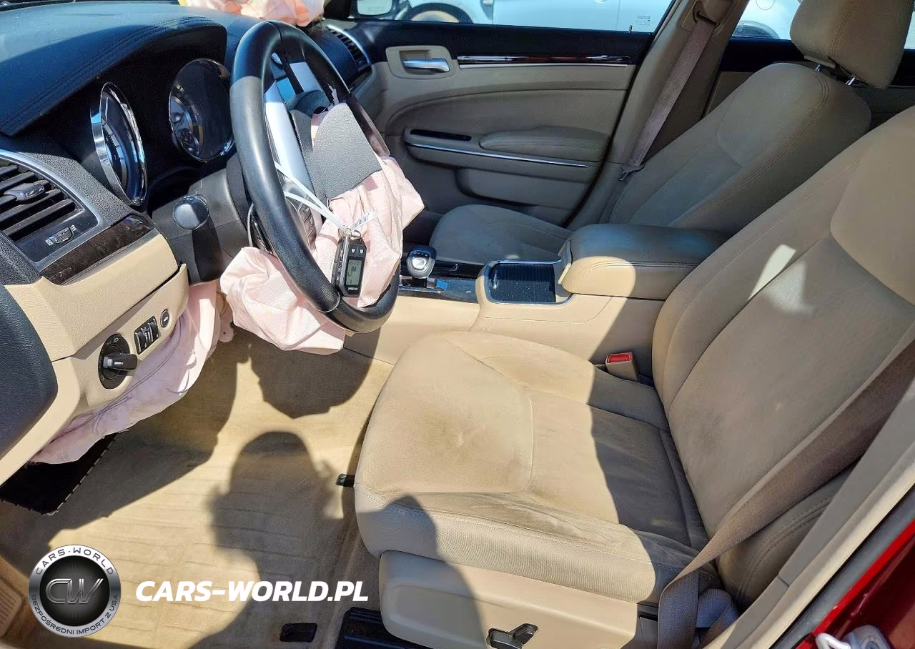 2012 Chrysler 300 VIN:2C3CCAAG4CH195319 - 7