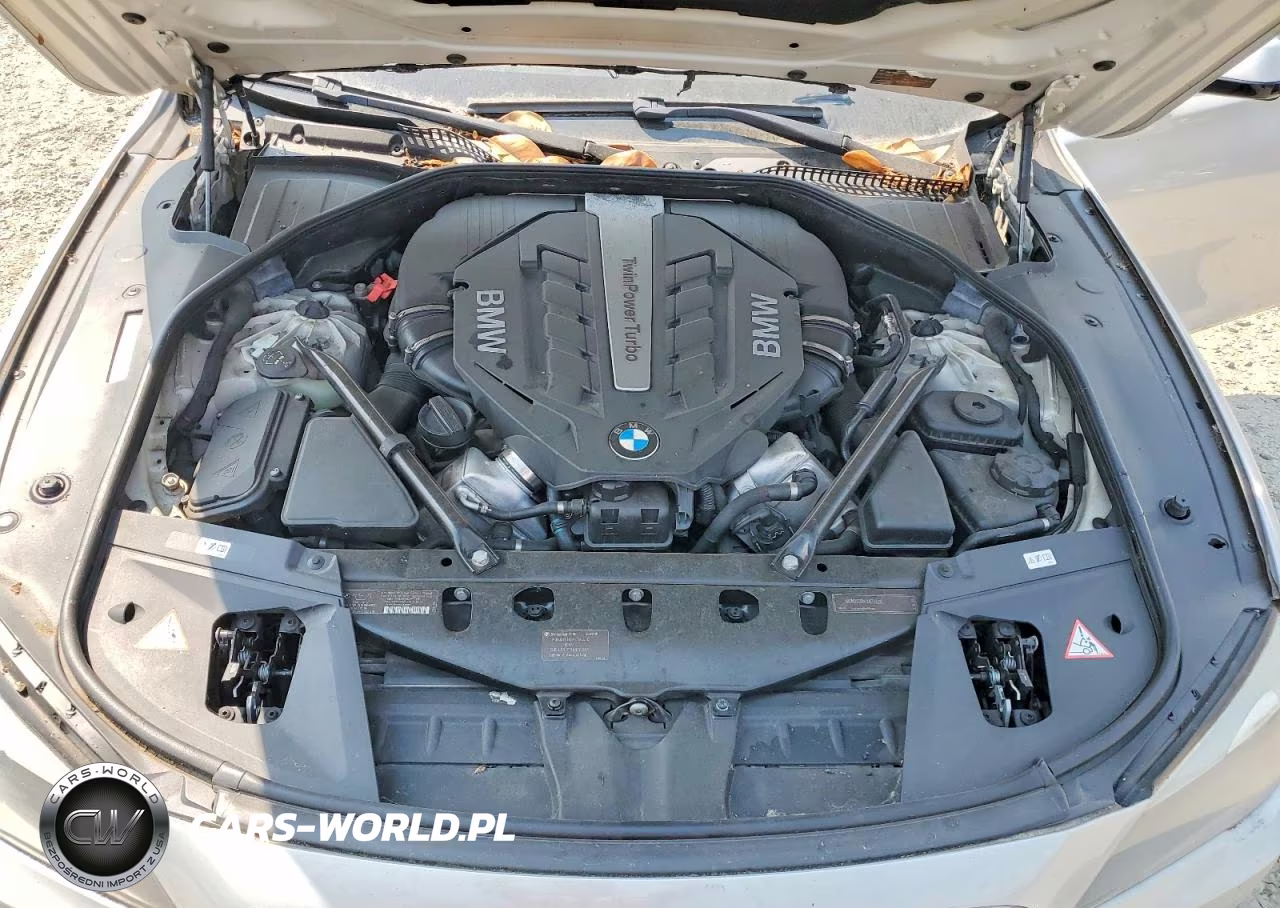 2012 BMW 750 Li VIN:WBAKB8C57CC964118 - 11