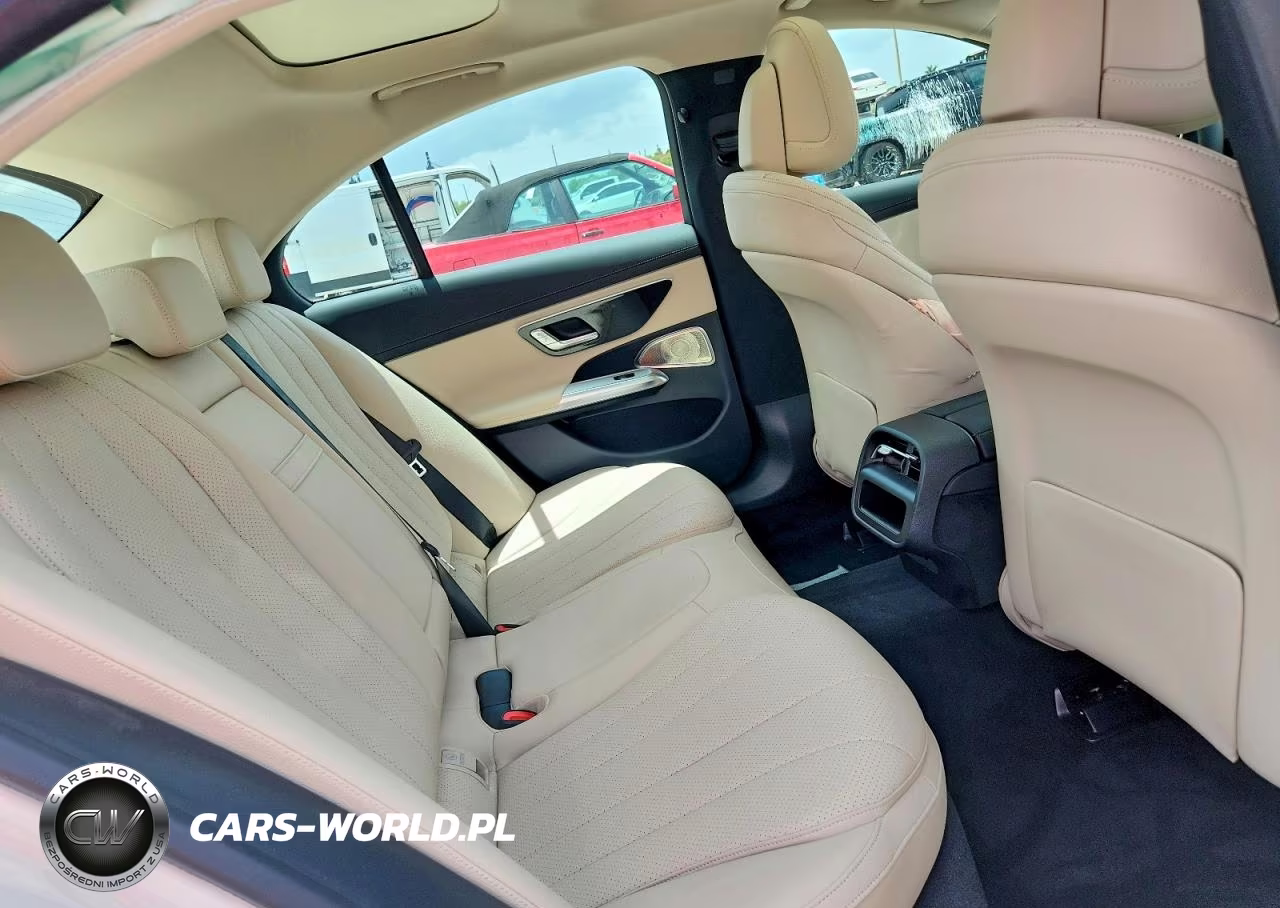 2026 Mercedes-Benz E 450 4Matic VIN:W1KLF6BBXTA303790 - 10