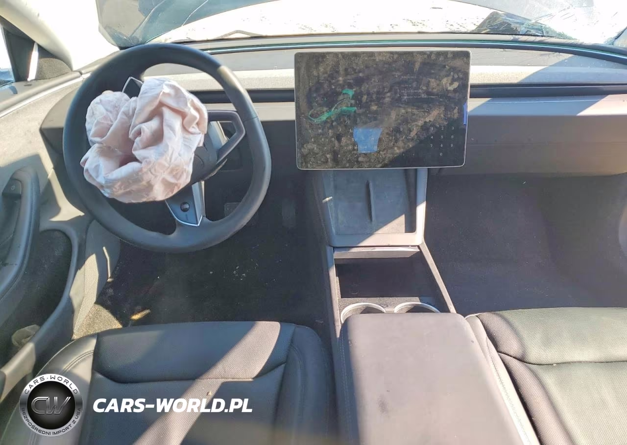 2025 Tesla Model 3 VIN:5YJ3E1EA7SF050064 - 8