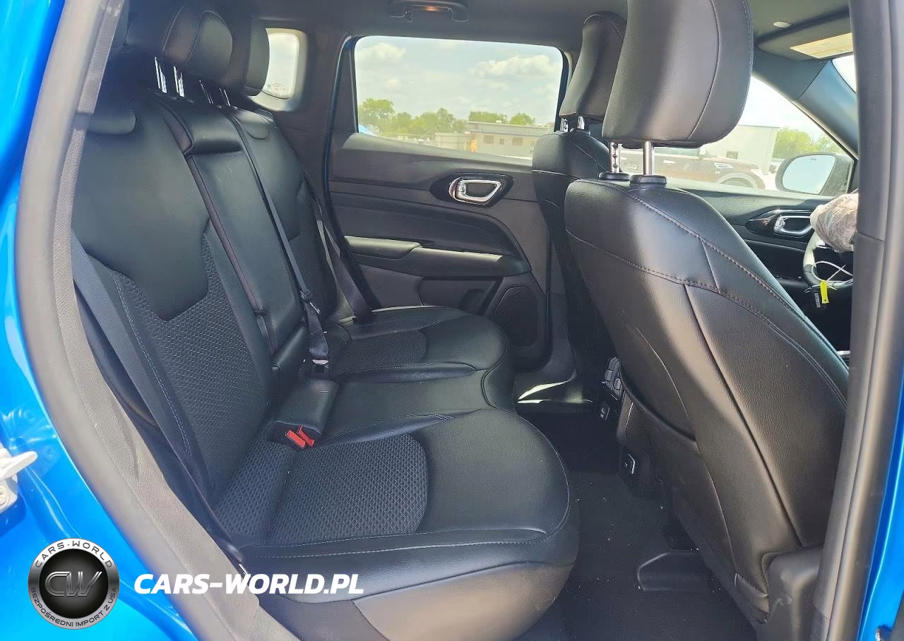2026 Jeep Compass Latitude VIN:3C4NJDBN7TT202196 - 11