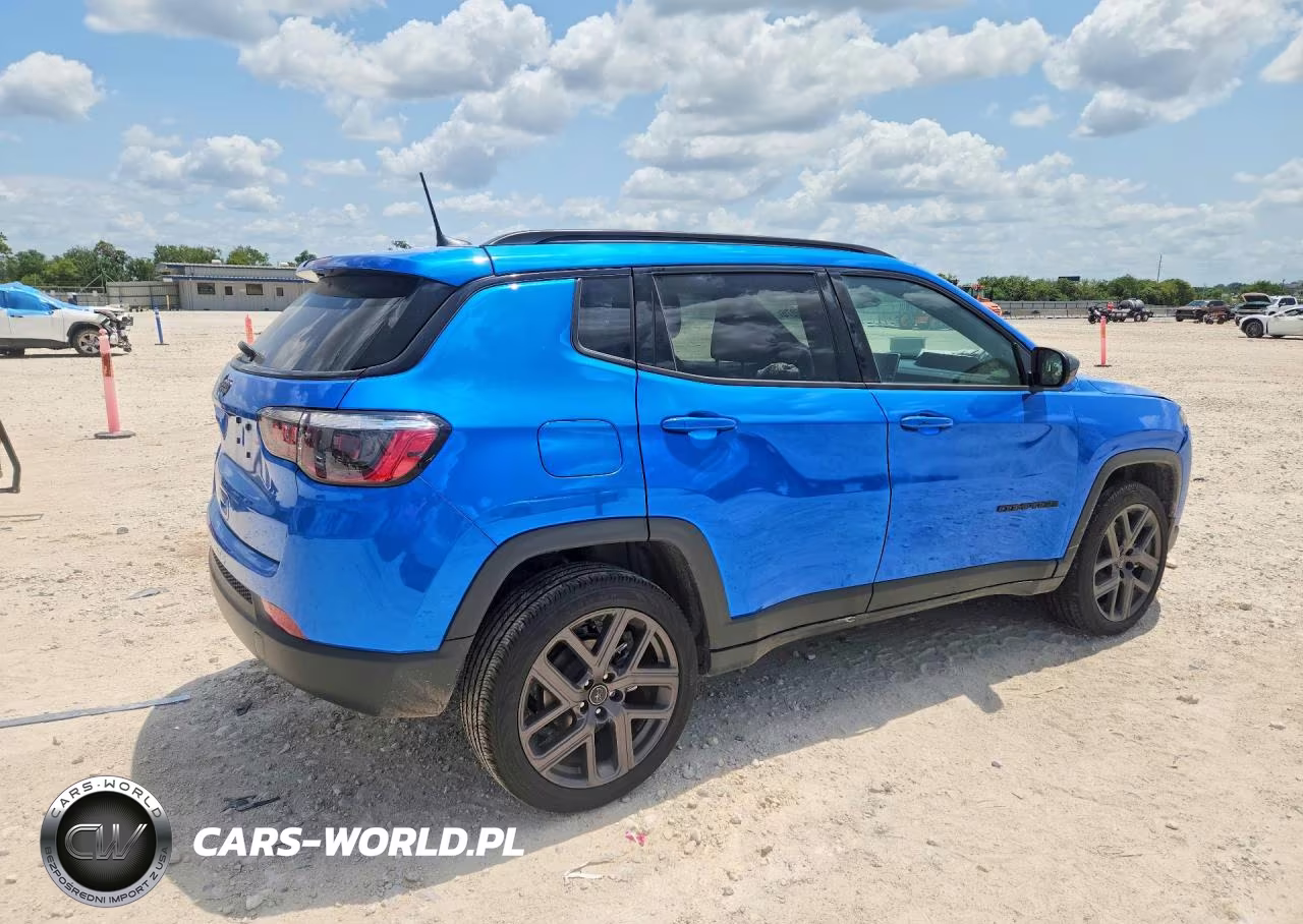 2026 Jeep Compass Latitude VIN:3C4NJDBN7TT202196 - 3
