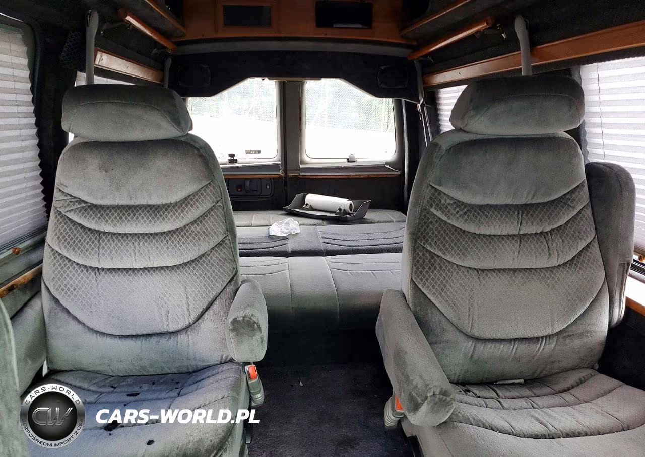 2000 Chevrolet Express G1500 VIN:1GBFG15RXY1193819 - 10