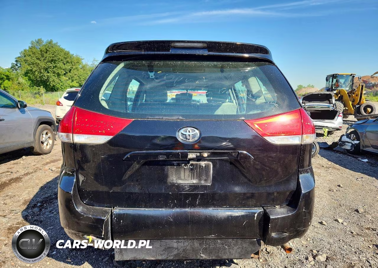 2014 Toyota Sienna L 7-Passenger VIN:5TDZK3DC9ES457319 - 6