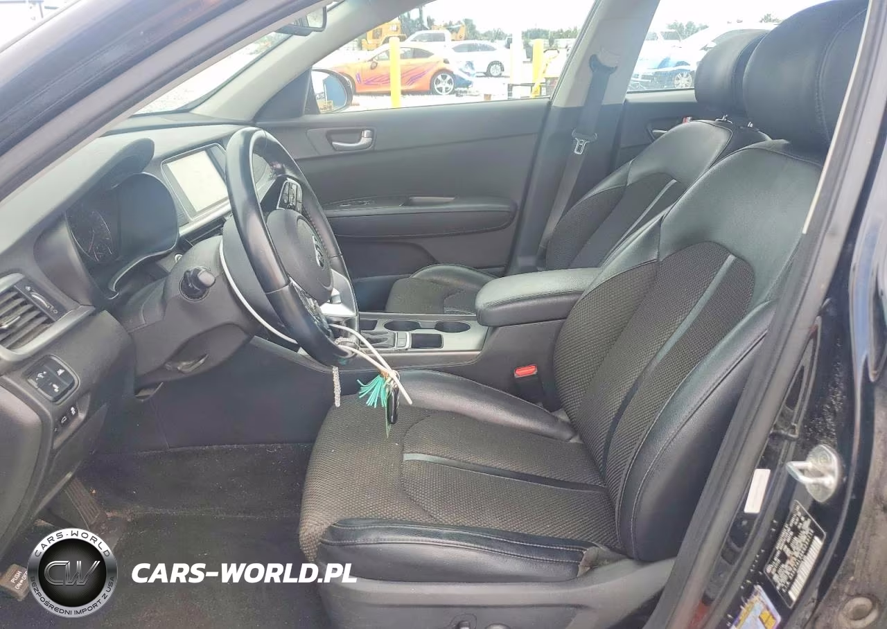 2019 Kia Optima S VIN:5XXGT4L36KG293116 - 7