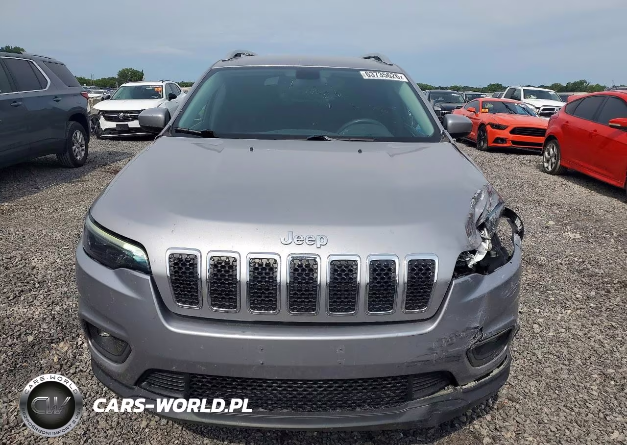 2019 Jeep Cherokee Latitude VIN:1C4PJMCX7KD155961 - 5
