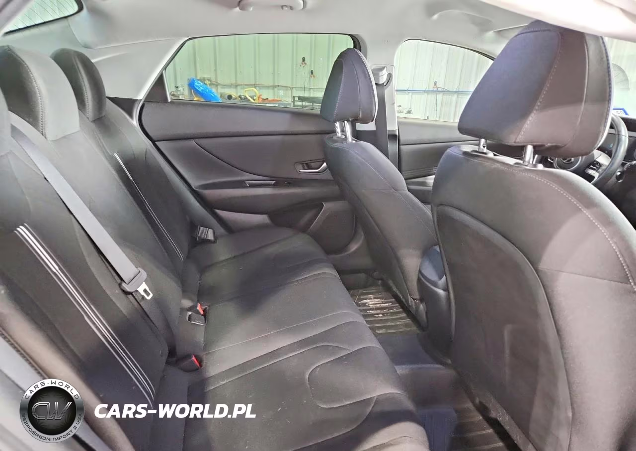 2022 Hyundai Elantra Sel VIN:5NPLS4AG4NH077992 - 10