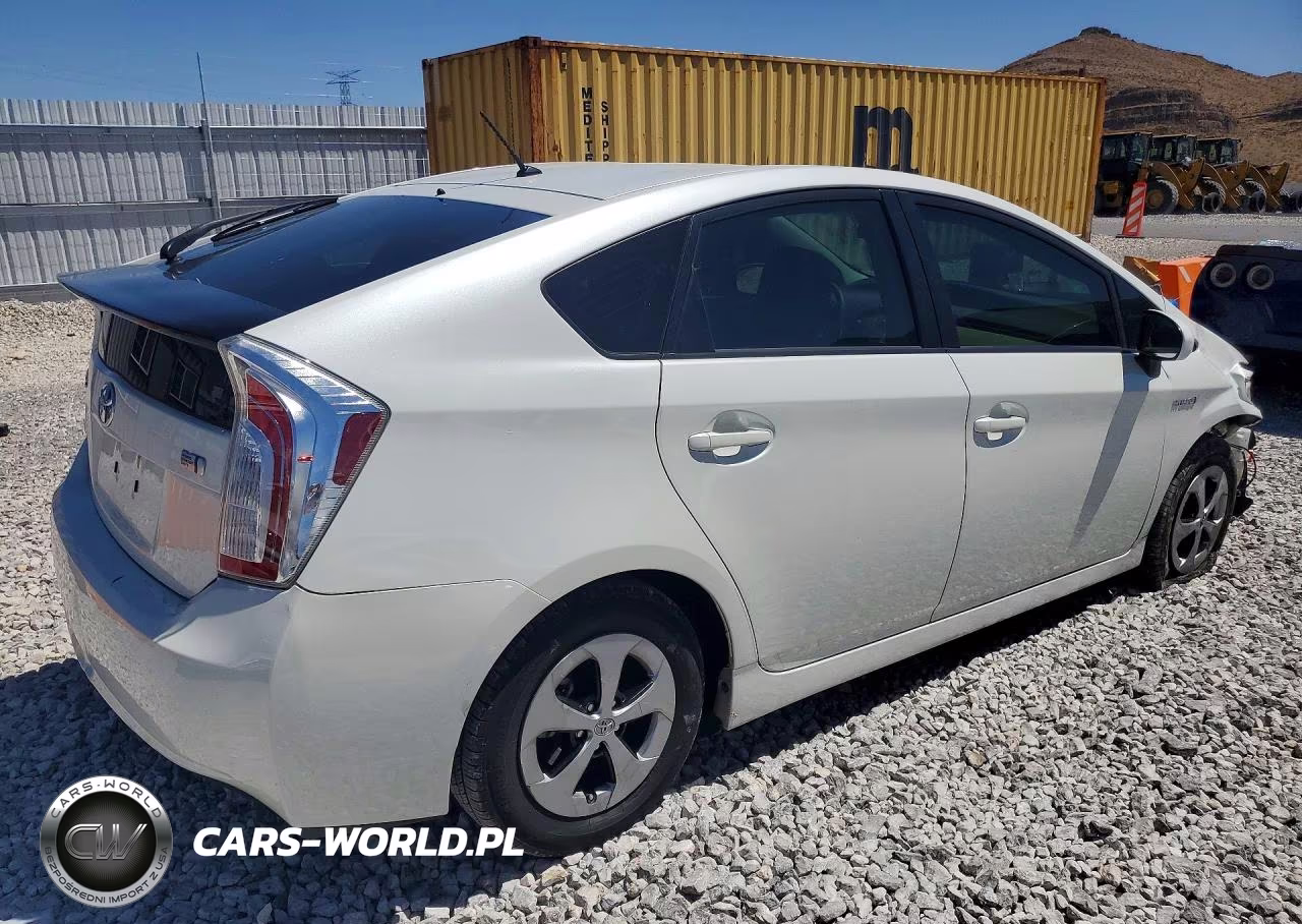 2015 Toyota Prius VIN:JTDKN3DU5F0432312 - 3