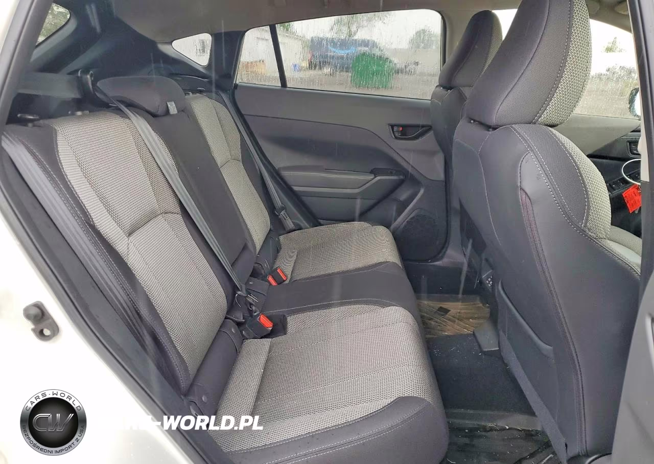 2024 Subaru Crosstrek Premium VIN:JF2GUADC3R8870032 - 10