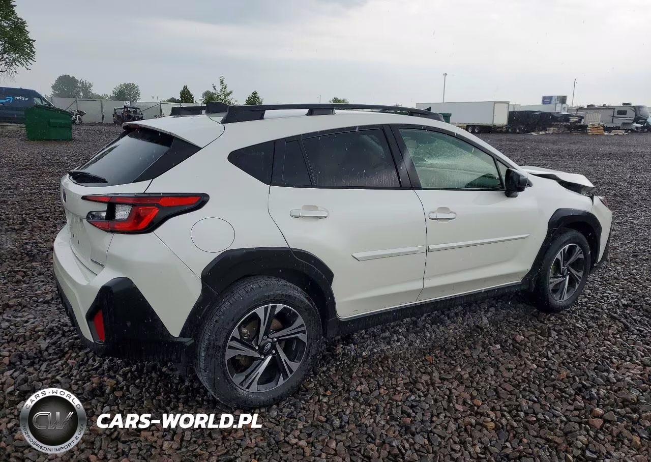 2024 Subaru Crosstrek Premium VIN:JF2GUADC3R8870032 - 3