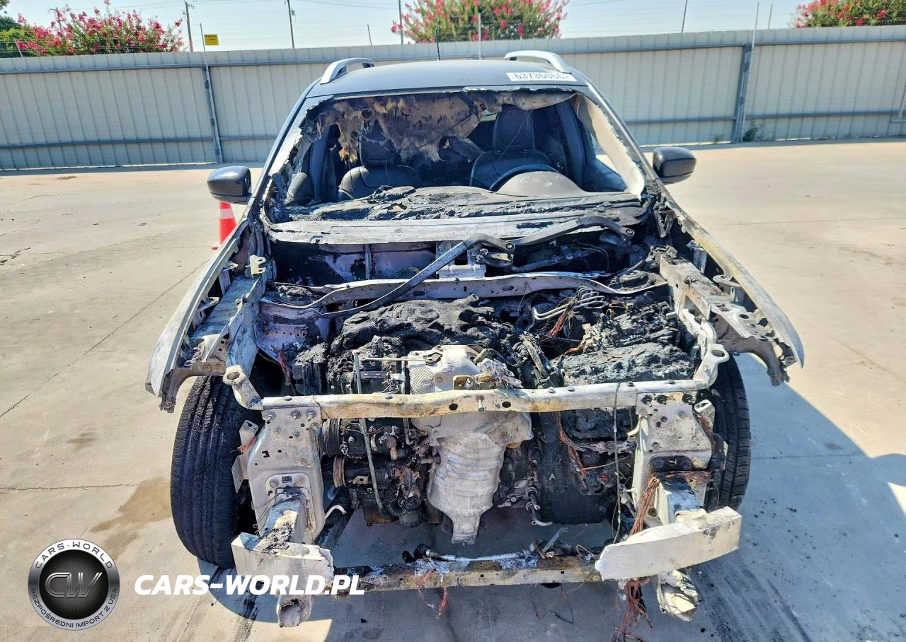 2019 Jeep Cherokee Latitude Plus VIN:1C4PJMLN5KD280441 - 5