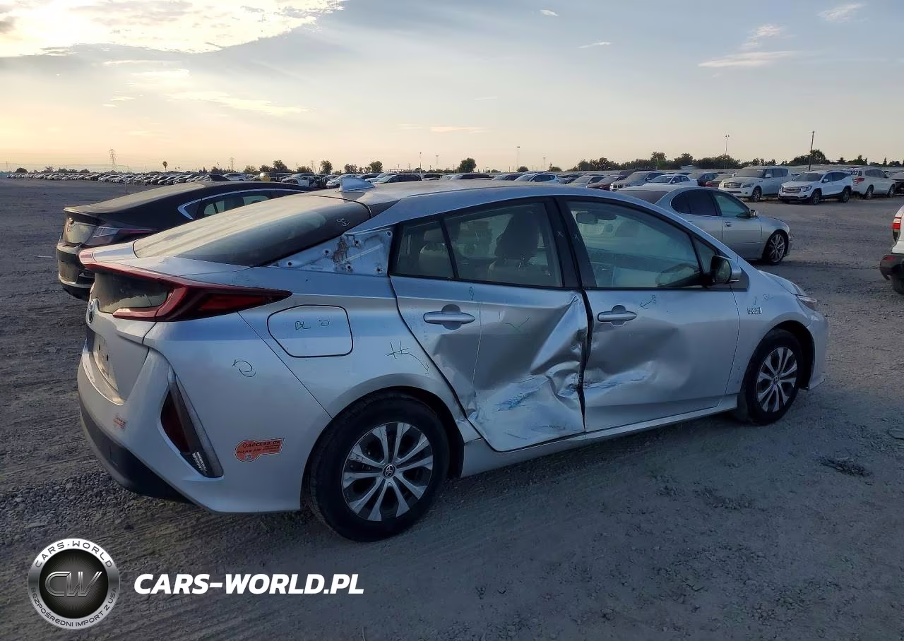 2020 Toyota Prius Prime Le VIN:JTDKARFP0L3147291 - 3