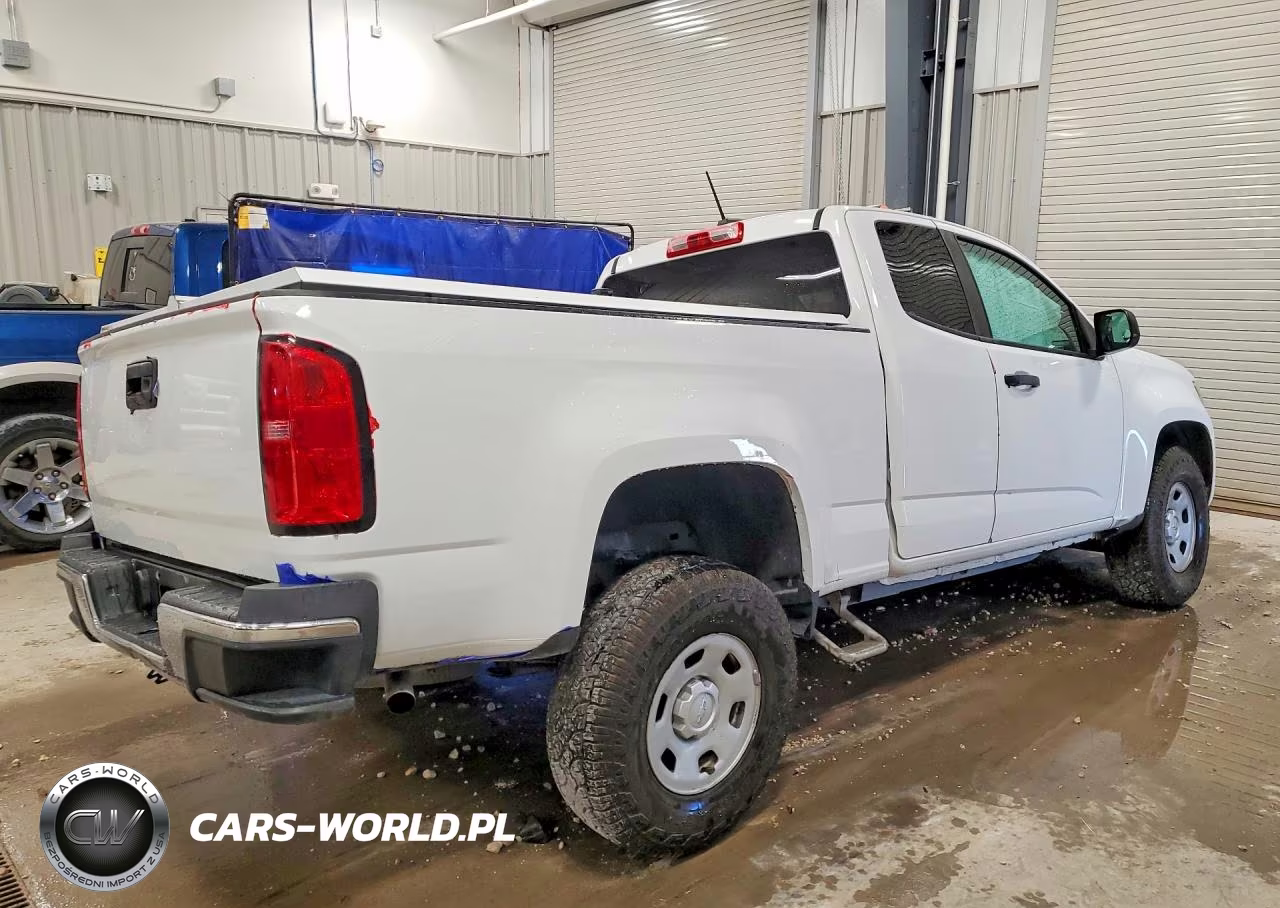 2019 Chevrolet Colorado VIN:1GCHSBEA6K1154462 - 3