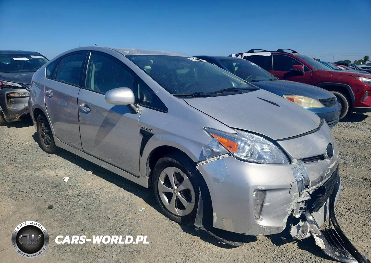 2015 Toyota Prius Three VIN:JTDKN3DU2F0476364 - 4